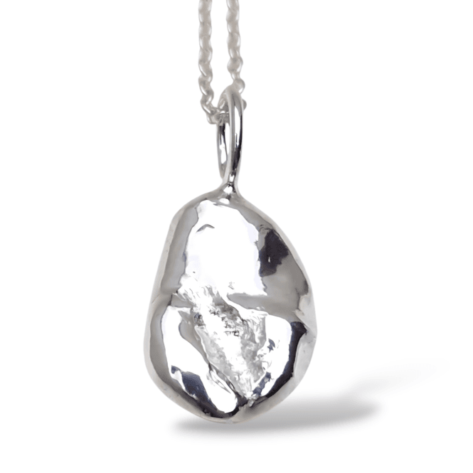 Hovedbilde Amulett resirkulert 4
